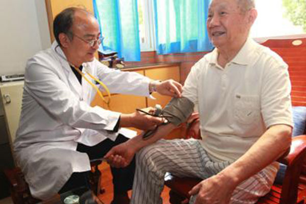 健康一體機(jī)介紹哪些習(xí)慣對(duì)心肺功能的提高 健康一體機(jī)介紹哪些習(xí)慣對(duì)心肺功能的提高